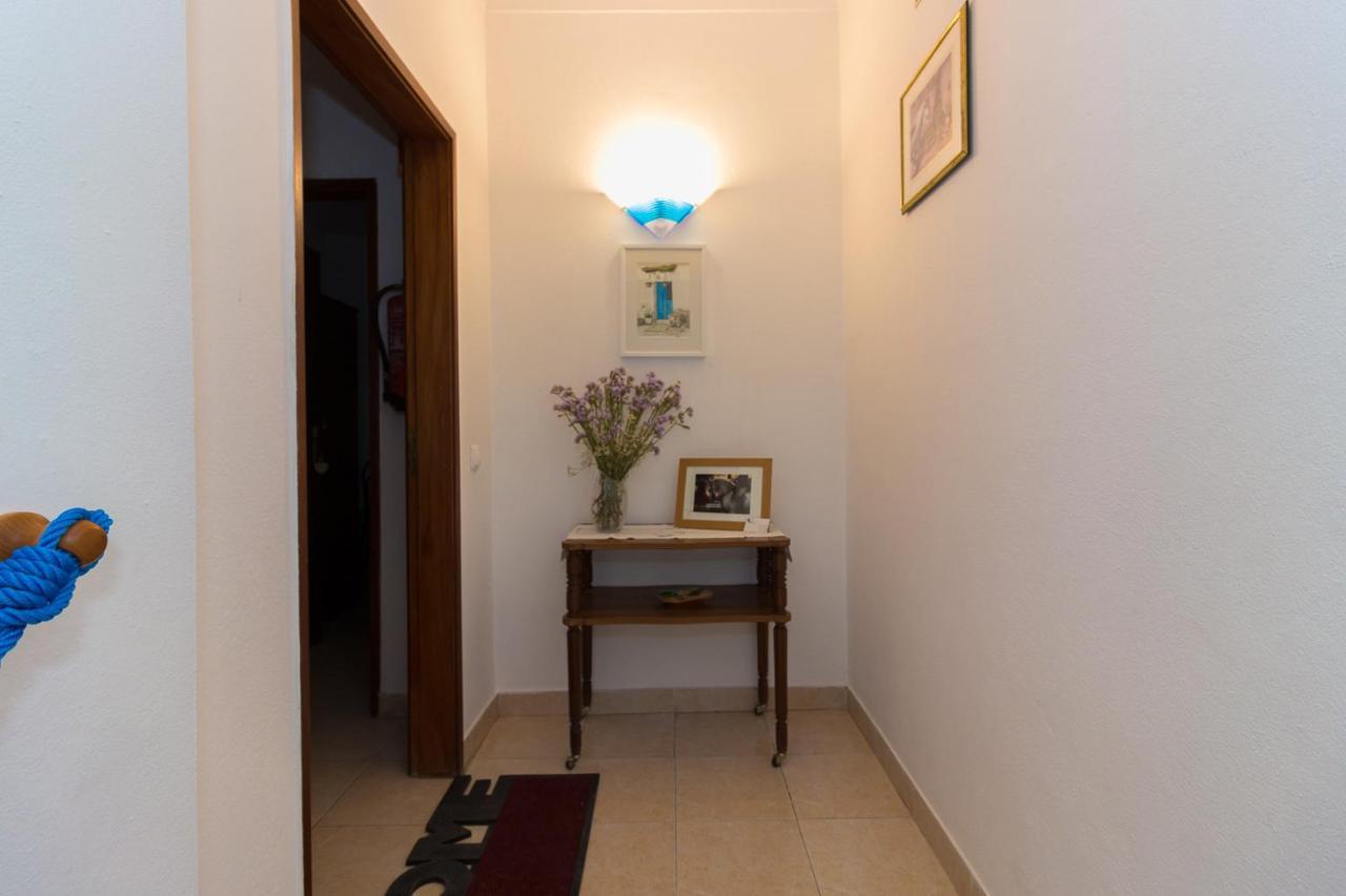 Atjuditehome Alpiarca Luaran gambar