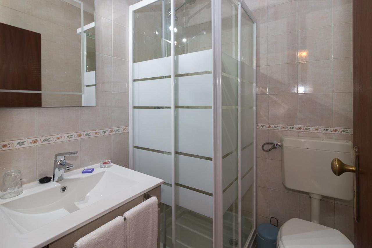 Atjuditehome Alpiarca Luaran gambar